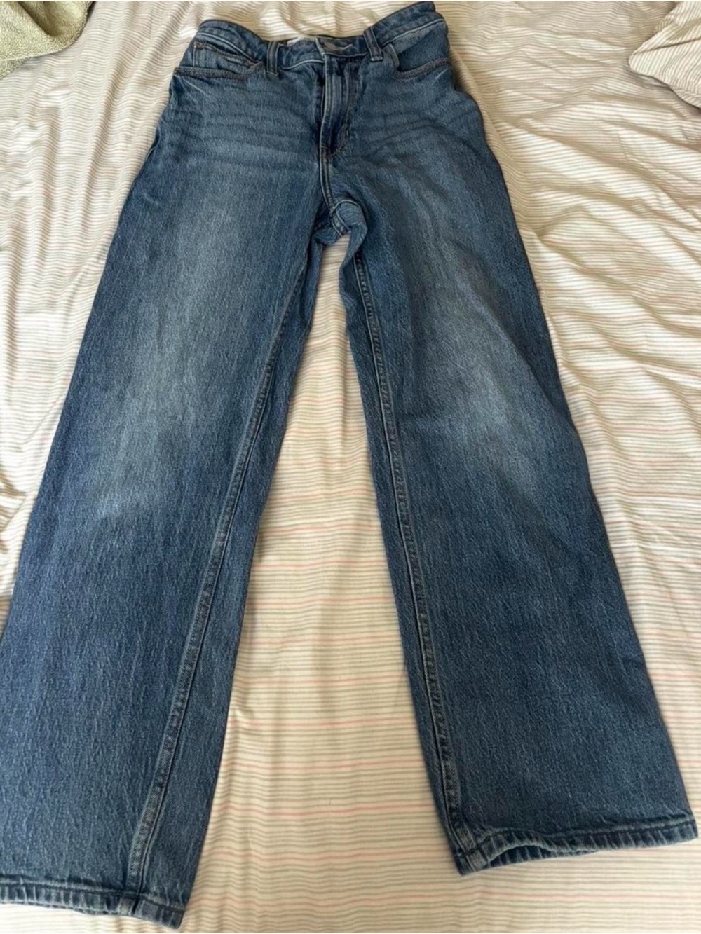 Hollister Women's Blue Straight-Leg Jeans